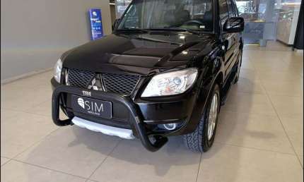 Mitsubishi pajero tr4 fl 2wd hp 2012