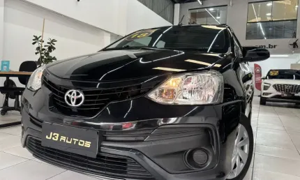 Toyota etios 1.5 xs sedan 16v flex 4p automático