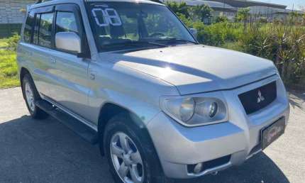 Mitsubishi pajero tr4 2008 2.0 4x4 16v 131cv gasolina 4p automático