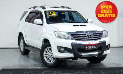 Toyota hiluxsw4 srv4x4 2013