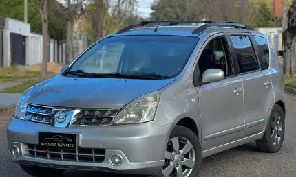 Nissan livina 18sl 2013