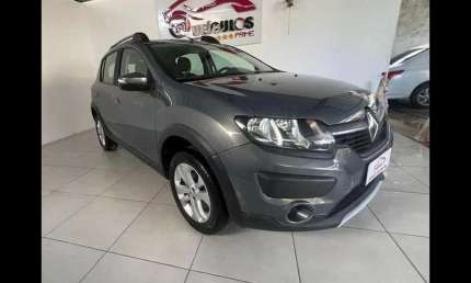 Renault sandero step 16 2017
