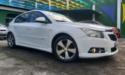 Chevrolet cruze 2013 lt hb 1.8 flex + gnv