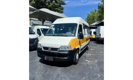 Fiat ducato 2015 2.3 minibus teto alto 8v turbo diesel 3p manual