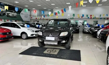 Mitsubishi pajero tr4 2012 2.0 4x2 16v 140cv flex 4p automático