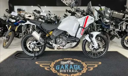 Ducati desert x  - 2022/2023