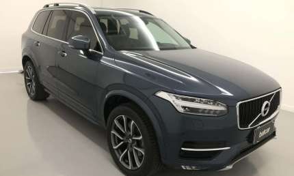 Xc90 t6 momentum awd 