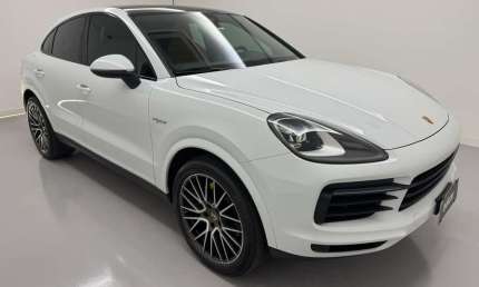 Porsche cayenne 2021