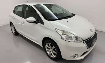 Peugeot 208 1.6 active pack flex aut.