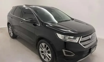 Edge titanium v6 awd aut