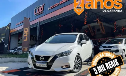 Nissan versa flex automático