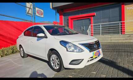Nissan versa 16 sv 2020