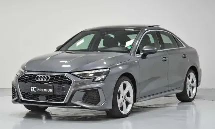 Audi a3 sedan s-line 2.0 tfsi  s-tronic