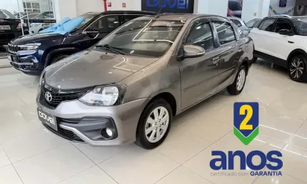 Toyota etios sedan x plus 1.5 at 2020