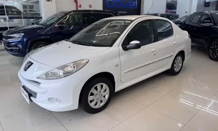 Peugeot 207 sedan passion xr-sport 1.4 8v flex 4p 2013