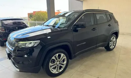 Jeep compass long. t270 1.3 tb 4x2 flex aut.