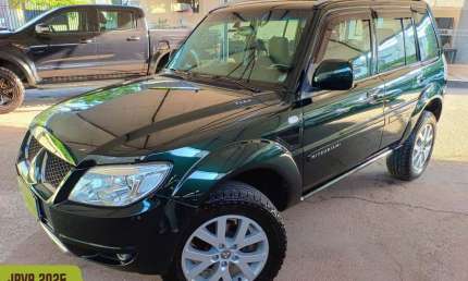 Mitsubishi pajero tr4 flex hp 2012