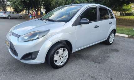 Fiesta hatch 1.0 4p 2013 completo excelente