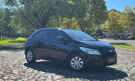 Chevrolet onix hatch joy 1.0 8v flex 5p mec.