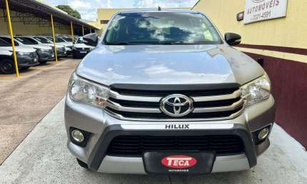 Toyota hilux 2.8 std 4x4 cd 2017