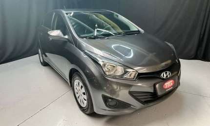 Hyundai hyundahb20 1.6m comf 2015