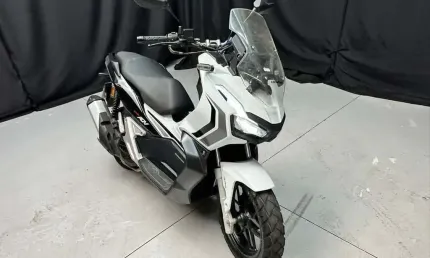 Honda adv 150 2021