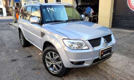 Mitsubishi pajero tr4 2014 2.0 4x2 16v 140cv flex 4p manual