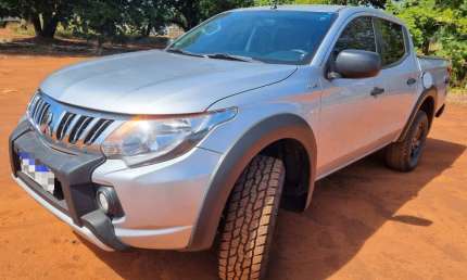 Mitsubishi l200 tri. outdo. gls 2.4 cd 4x4 die. aut