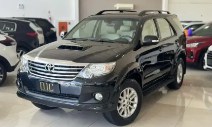 Toyota hilux sw4 srv d4-d 4x4 3.0 tdi dies. aut