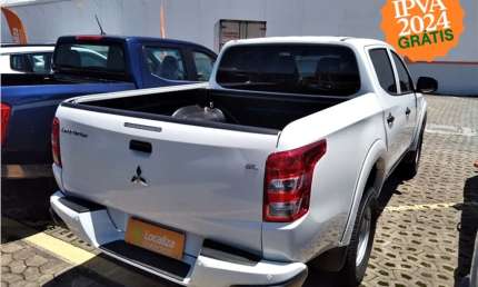 Mitsubishi l200 triton 2023 2.4 16v turbo diesel gl cd 4x4 manual