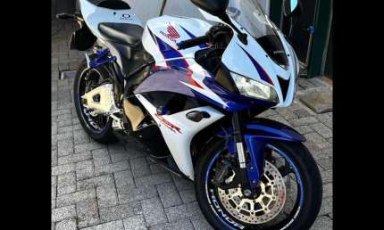Honda cbr 600-rr 2011