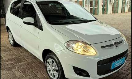 Fiat palio attractive 1.0 8v 2015