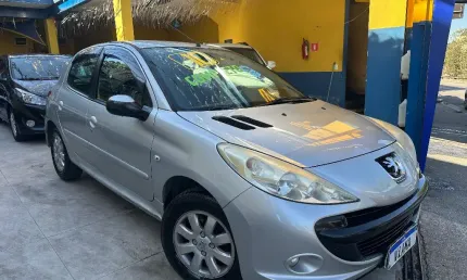 Peugeot 207 xr sport 1.4 – design jovem, economia e baixa quilometragem!