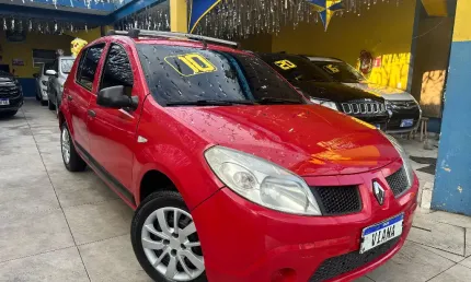 Renault sandero expression 1.0 – espaço, economia e custo-benefício 
