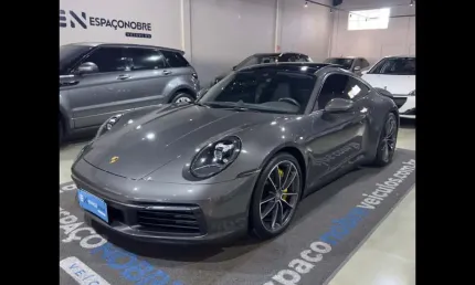 Porsche 911 carrera 2021