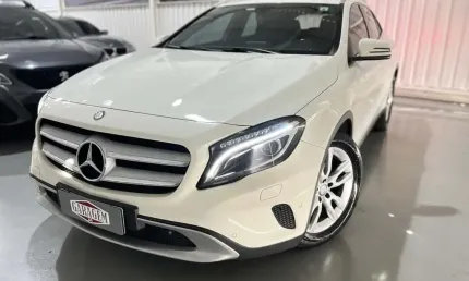 Mercedes-benz gla 200 200 advance 1.6/1.6 tb 16v flex aut.