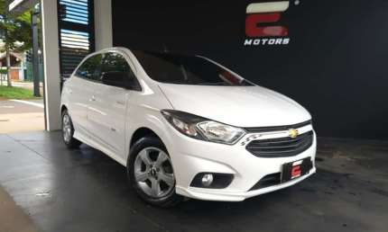 Chevrolet onix 1.4 mpfi effect hatch 8v 4p