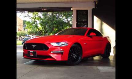 Ford mustang 5.0 gt premium v8