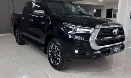 Toyota hilux cd srx 4x4 2.8 tdi 16v diesel aut.