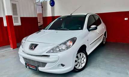 Peugeot 207hb xr s 2012