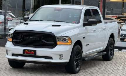 Ram classic laramie 2022