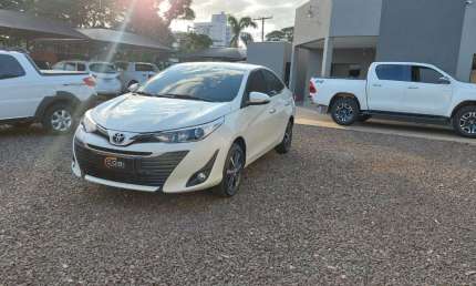 Yaris sedan 1.5 16v at