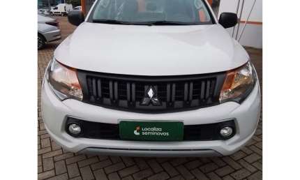 Mitsubishi l200 triton 2023 2.4 16v turbo diesel gl cd 4x4 manual