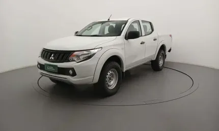 Mitsubishi l200 triton 2023 2.4 16v turbo diesel gl cd 4x4 manual