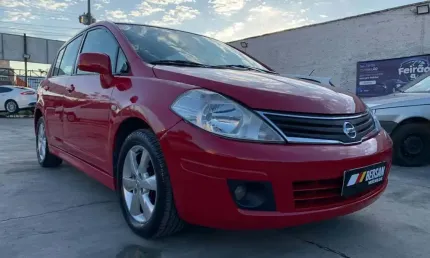 Nissan tiida 18sl flex 2013