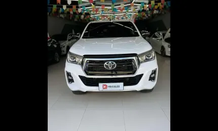 Toyota hilux cd srx 4x4 2.8 tdi 16v diesel aut.