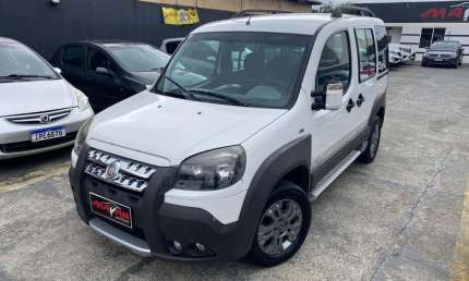 Fiat doblo adventure xingu 1.8 2013 