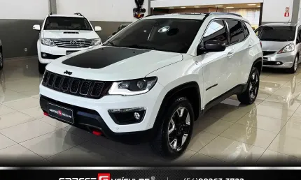 Jeep compass trailhawk 2.0 turbo diesel 4x4 automático com teto e high tech