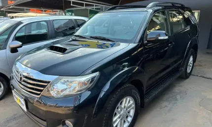 Toyota hilux sw4 3.0 srv 4x4 16v turbo intercooler diesel 4p aut 2014