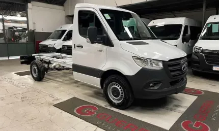 Mercedes-benz sprinter 417 chassi curta 26 - c42b-up01j
